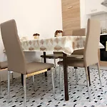Feriehus House Palma Dobrinj
